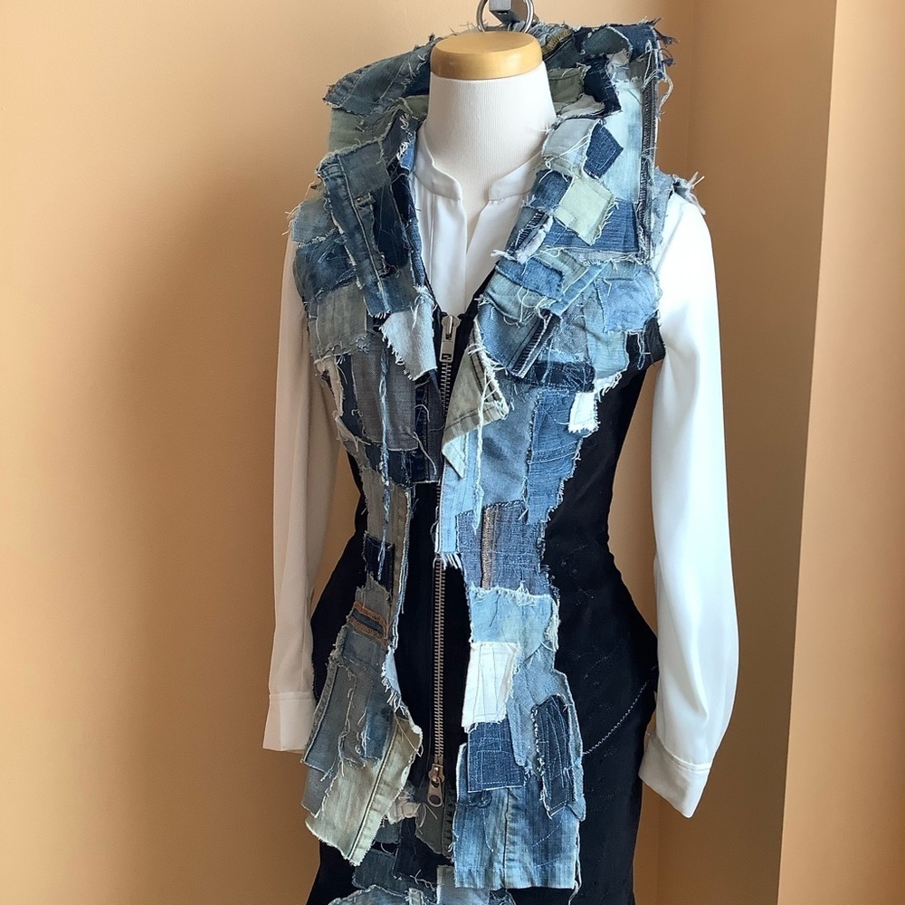 LOVEMATTERS Designer Black Corduroy & Patchwork Denim Hourglass Vest Size S - Picture 15 of 16